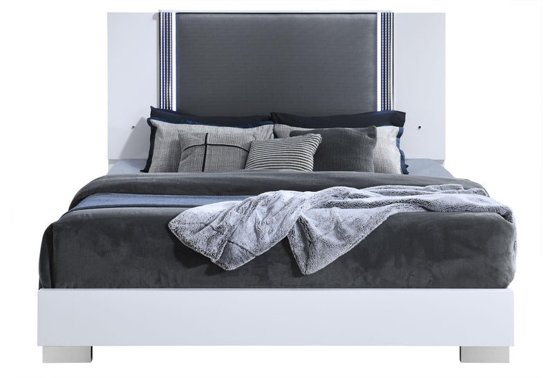 YLIME SMOOTH WHITE KING BED WITH LED FULLY SLATTED