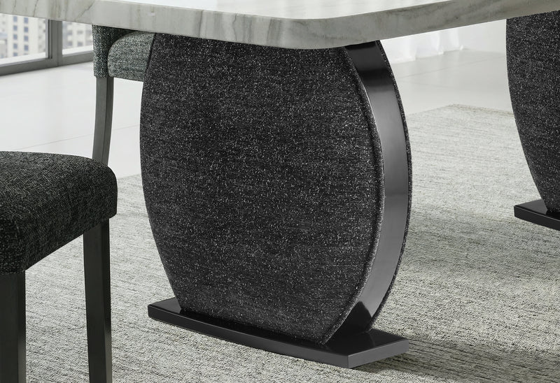 D2502 DINING TABLE AND 4 DINING CHAIRS